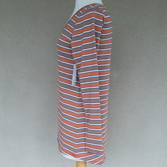 NWT LuLaRoe Lynnae-S with Stripes and Long Sleeves - Picture 2 of 14